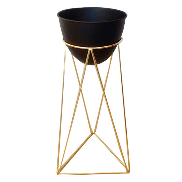 Soporte-Piramidal-80-cm-+-matera-lluvia.jpg-negro-oro